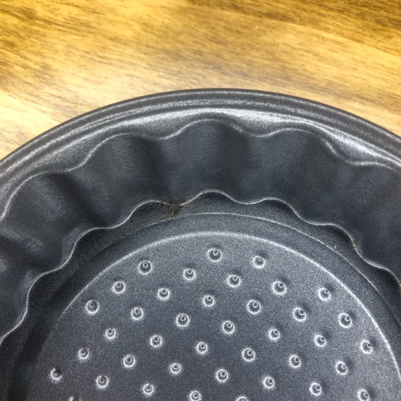 Bradshaw Miniature 4 ½ inches Non-Stick Tart, Quiche Pans Set of 2 - Picture 4 of 4